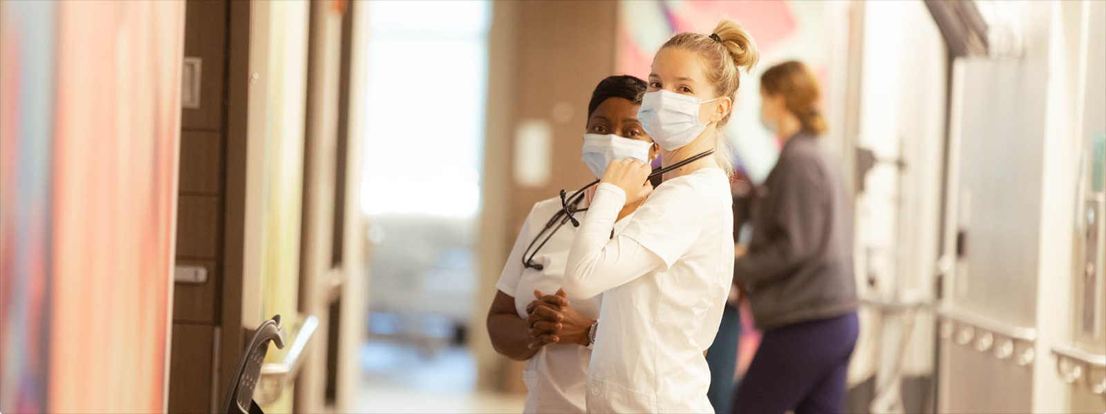 BAYADAEDU_cContact_BAYADA_Education_Hero_01